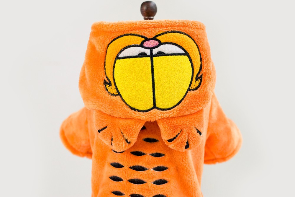 2015 Hot Selling Cartoon Garfield Windproof Style Small Dog Clothes