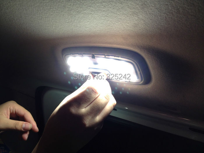 Ford Fiesta reading light(14)