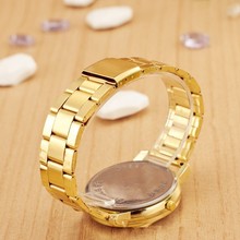 Luxury Women Watch 2015 New Fashion Gold Grind arenaceous dial Rhinestone Quartz watch Men Casual Wristwatch