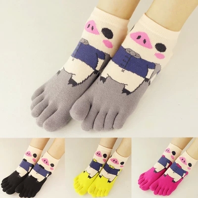 Newly Design 5pcs lot Cartoon Socks women 5 Toes Cotton Socks Exercise Sports cute short lace