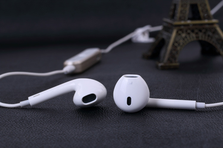 2565273217_1309977847