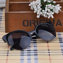 Free shiping 2015 Vogue Fashion Glasses Vintage Sunglasses Brand Designer Feminino Women Original 6