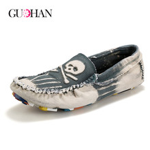 Washed Denim Shoes for Men Fashion Cool Skull Creepers Slip on Loafers Soft Walk Flats Mens Shoes Casual Driving Chaussure Homme