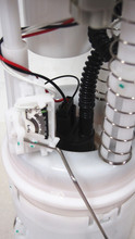 HOT sales High quality auto fuel pump module E7167M parts for car engine parts for CHRYSLER