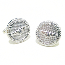 2016 high quality Jewellery silver car mark logo brand auto sign cufflinks male French shirt cuff links for men’s Jewelry Gift
