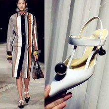 Models in leather Catwalk pointed shoes with thin heels sphere word buckle sandals female wild