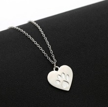 Hot Creative love Heart Paw Claw of Dog Kitty Cat Pendant Necklace jewelry lovers Best Valentine