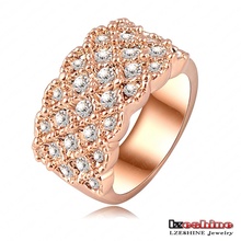 Unique Luxury 18K Rose Gold Plating Engagement Rings/Saphire Rings With Austrian Crystals Charm Jewelry Ri-HQ0062
