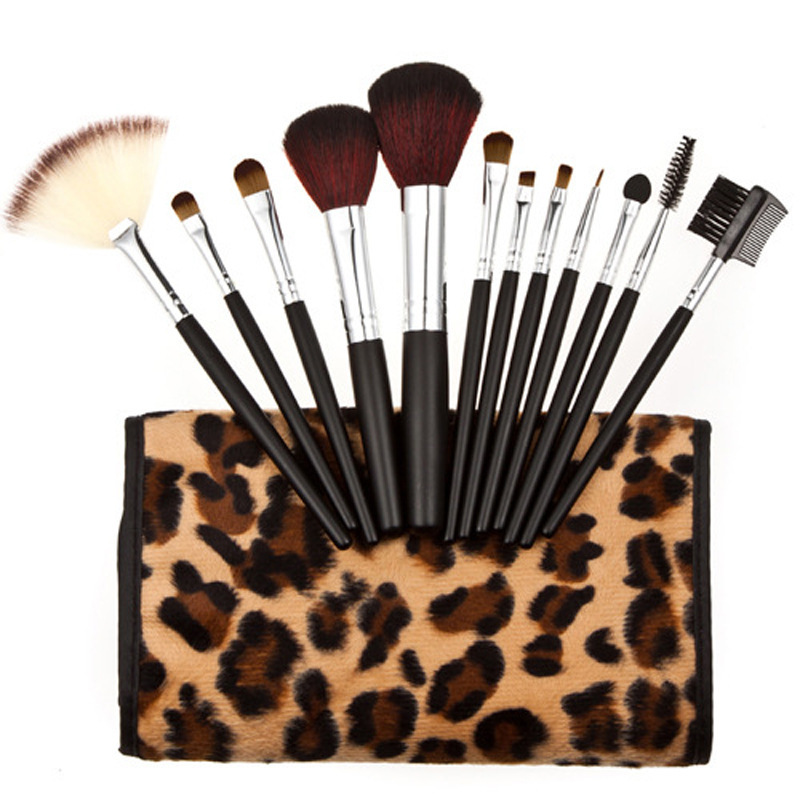 Nice makeup brushes