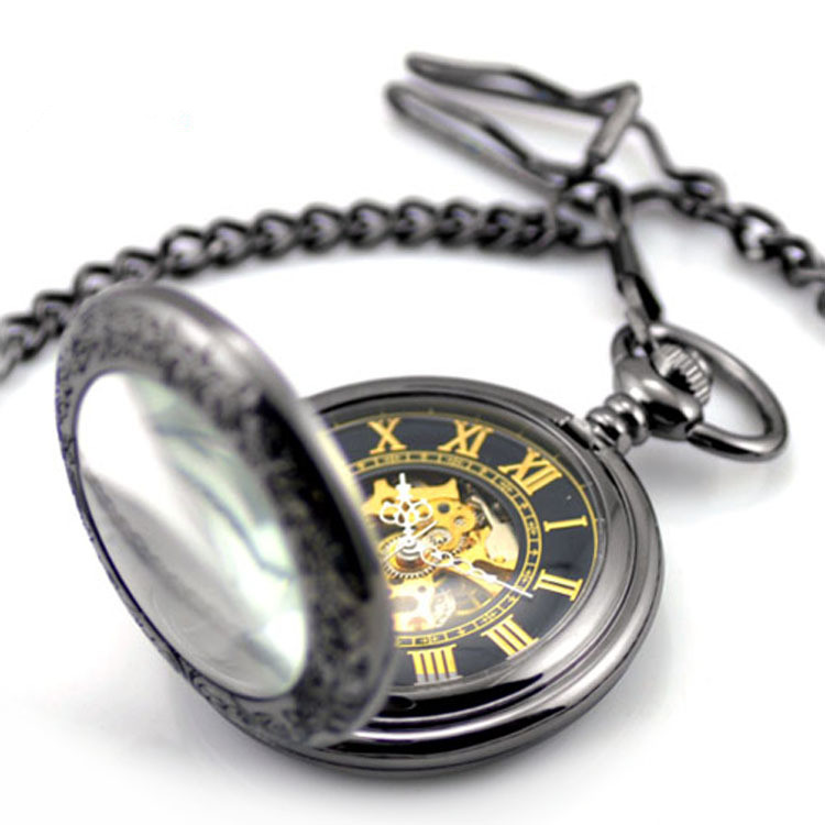 New Luxury Retro Pocket Watch Hollow Men Skeleton Dial Mechanical Hand Wind Core Roman Numerals Watch