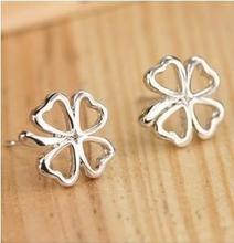 hot fashion Wholesale Fashion Vintage Personalized Cute Clover Pierced Earrings Jewelry Accessories