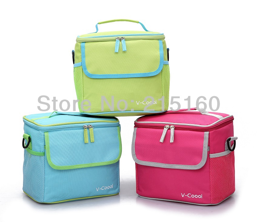 lunch bag with containers