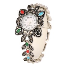 Original más nuevo negro resina relojes Vintage relojes de pulsera de la alta calidad mujeres de la hoja reloj para mujeres