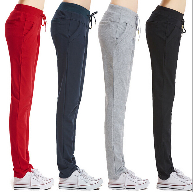 All Listings women’s joggers & sweatpants With the Nike women’s joggers and sweatpants collection, it won’t be hard to find one of the most versatile pair of pants you’ll ever own. Choose from an assortment of styles, colors and cuts, including capris and full-length varieties.