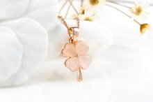 ROXI 2014 New Fashion Jewelry Rose Gold Plated Statement Flower Clover Opal Necklace For Women Party