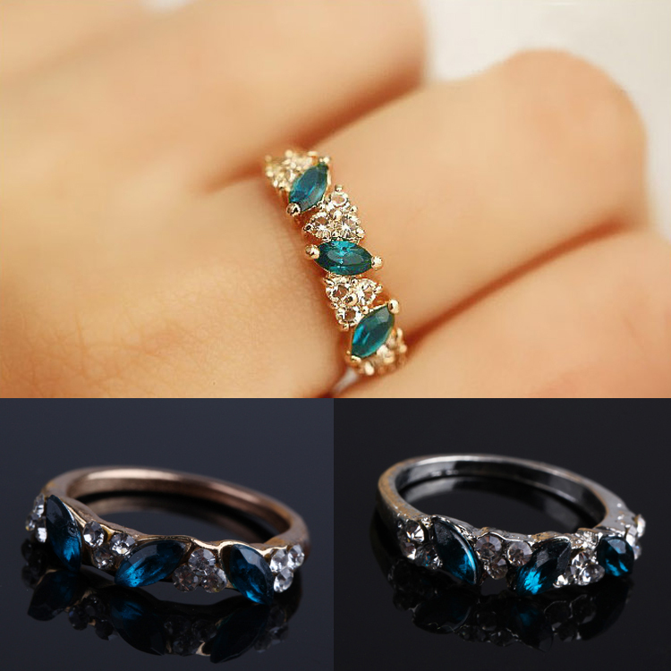 Стильные кольца с одним камнем фото Стильные кольца с одним камнем фото