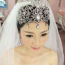 Bridal wedding jewelry in Europe and America hollow crystal wedding bridal crown tiara wedding hair accessories with jewelry mod