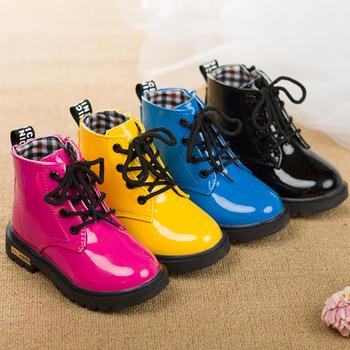 2015 мода конфеты цвет зимой дети сапоги мальчики обувь для девочек сапоги обувь дети кожаные кроссовки ботинки ребенка снег дождь
