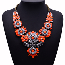 XG293 New Hot Fashion 2015 Ultra-luxury Flower Necklaces & Pendants Multi-color Crystal Flower Statement Necklace Drops Jewelry