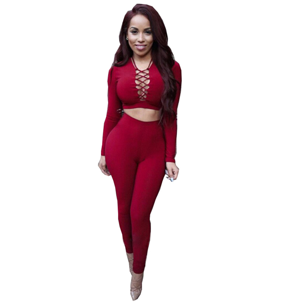 GET THE STRATEGIST NEWSLETTER Tops for leggings for casual wear are an easy way to begin planning an outfit. For a daytime look, perhaps a classic long line crew neck tee whereas for a night time look why not try pairing some high shine PU leggings with the cheap metallic knit vest top on offer at femme luxe.