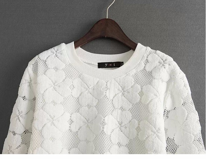 2015 Spring Women New embroidered long-sleeved T-shirt o-neck solid color three-dimensional lace sweater Hoodies Sweatshirts free shipping (4)