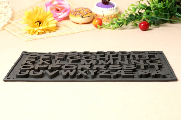 2092238483_438852886