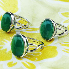 New Arrival Guaranteed 100 Malay Jade Stones Oval Vintage Retro Silver Rings for Womens Mens Mother