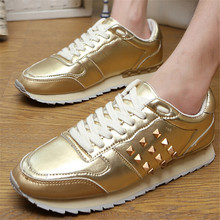 New Arrival Mens Gold Sneakers Leather Patchwork Breathable Running Shoes For Men Sneakers Shoes With Rivet Wholesale Q1261