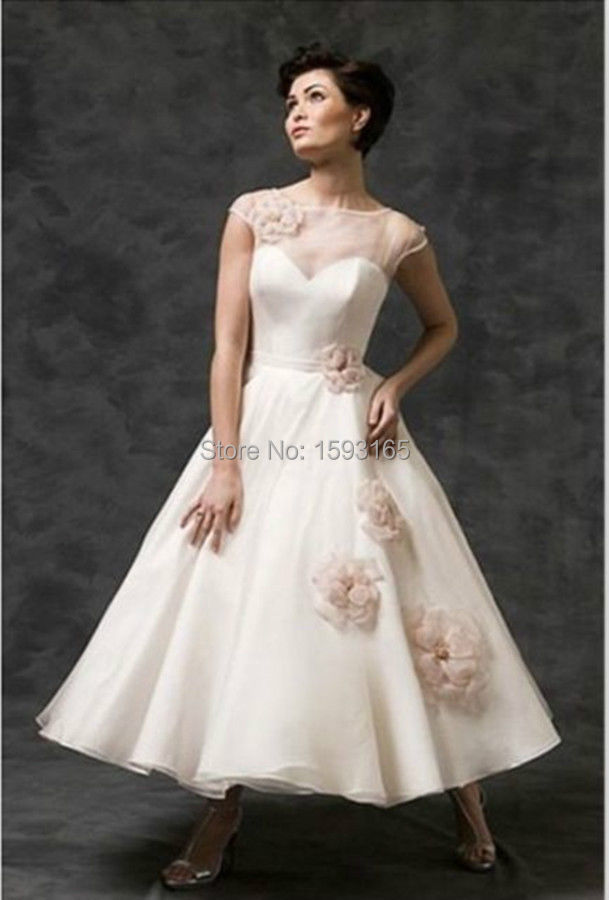 Elegant dresses for size 18