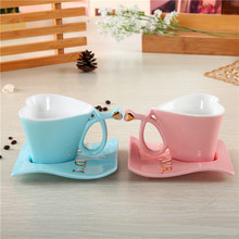 2pcs/set Creative gift zakka cute lovers heart ceramic coffee mug set milk breakfast tea ring white pink blue cup for couples