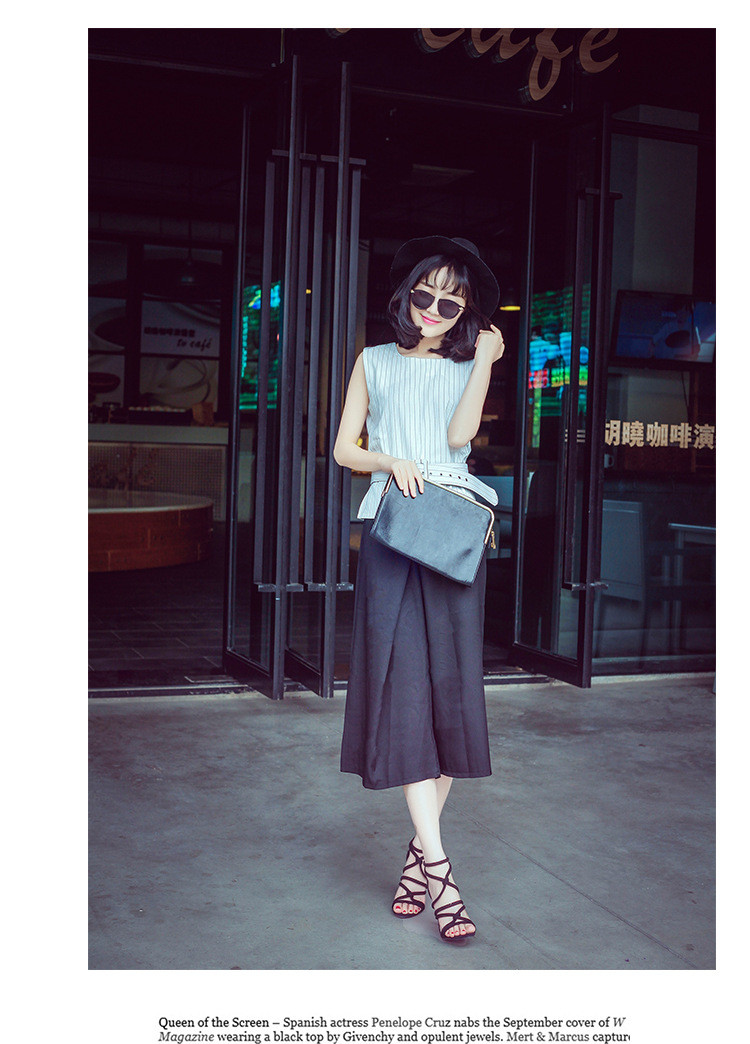 2228575536_1789272305