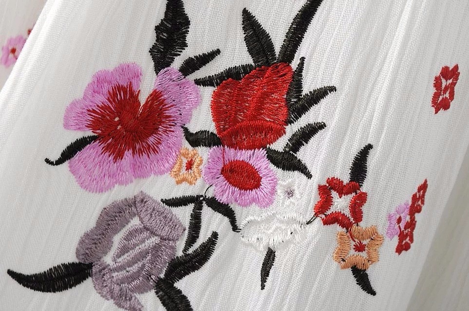 3365885744_1825425251