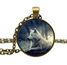 Fashion Glass Cabochon Wolf Acrylic Pendant Chain Dome Necklace Art Picture Vintage Jewelry Gift Statement Necklace
