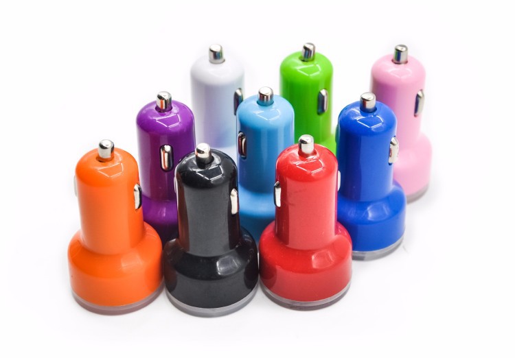 Dual-USB-Car-Chager-9-color-for-chosen (4)