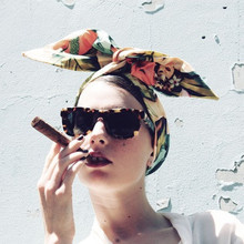 US imports of European and American style retro Hawaiian girl printing wire rabbit ears Fashion Novelty