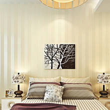 Minimalist Wallpaper Modern Wallcovering Stripe Wall Paper Glitter Non-woven Background Wall Wallpaper For Living Room Silver
