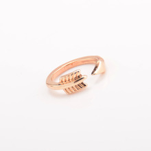 2016 Steampunk Jewelry 18K Gold Plated Vintage Tiny Alloy Arrow/Feather Charm Statement Midi Finger Ring For Women Anillos Mujer