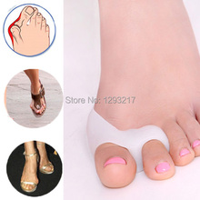 1Pair Silicone Gel foot fingers Two Hole Toe Separator Thumb Valgus Protector Bunion adjuster Hallux Valgus Guard feet care jH81