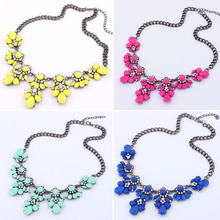 New 2014 Hot Sale 1PC Vintage Flower Crystal Bubble Bib Choker Statement Women Necklace Jewelry Free shippingr Sam