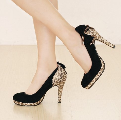 http://g03.a.alicdn.com/kf/HTB1fx4AIXXXXXb6XXXXq6xXFXXXm/Fashion-Sexy-Leopard-High-Heels-Platform-Pumps-for-Women-Rhinestone-Bowtie-Party-Casual-Dress-Shoes-2015.jpg