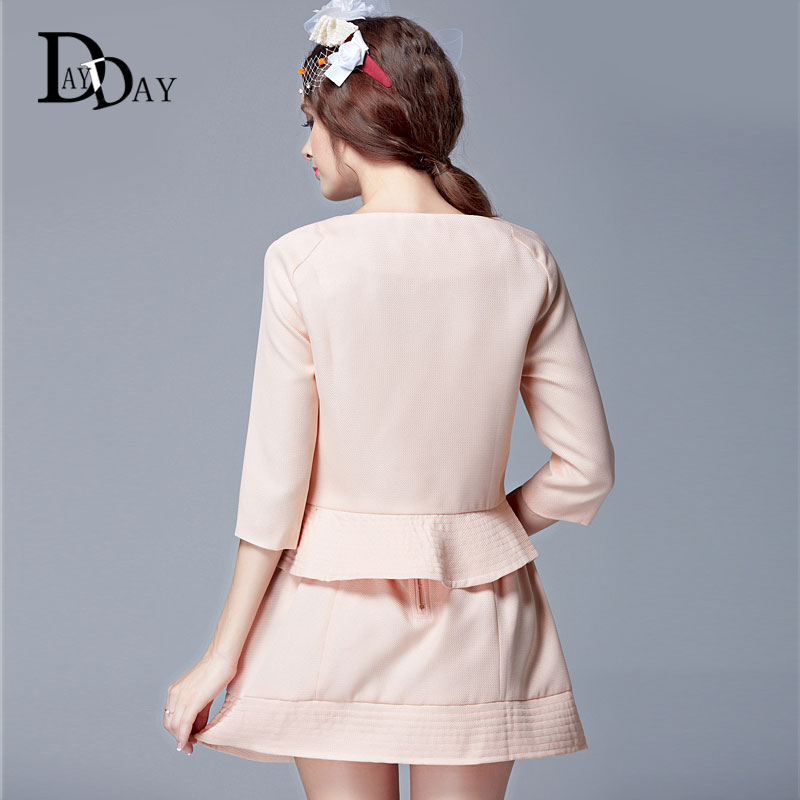 2015 новых осенью бренд элегантный конфеты розовый жемчуг бисероплетение баски пиджак + мини юбка в складку офисные костюмы женские костюмы Y149227