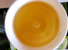 2013year Yunnan Puer Tea 200G Wild Tea Raw Puer tea Flavorful Finish Free Shipping