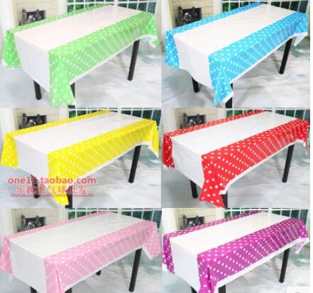 Tablecloth Prettyeasyliving Com Mardi Gras Ceiling Tablecloth Decorations