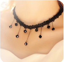 South Korea fashion sexy lace crochet small pure and fresh temperament water flowers crystal chain short