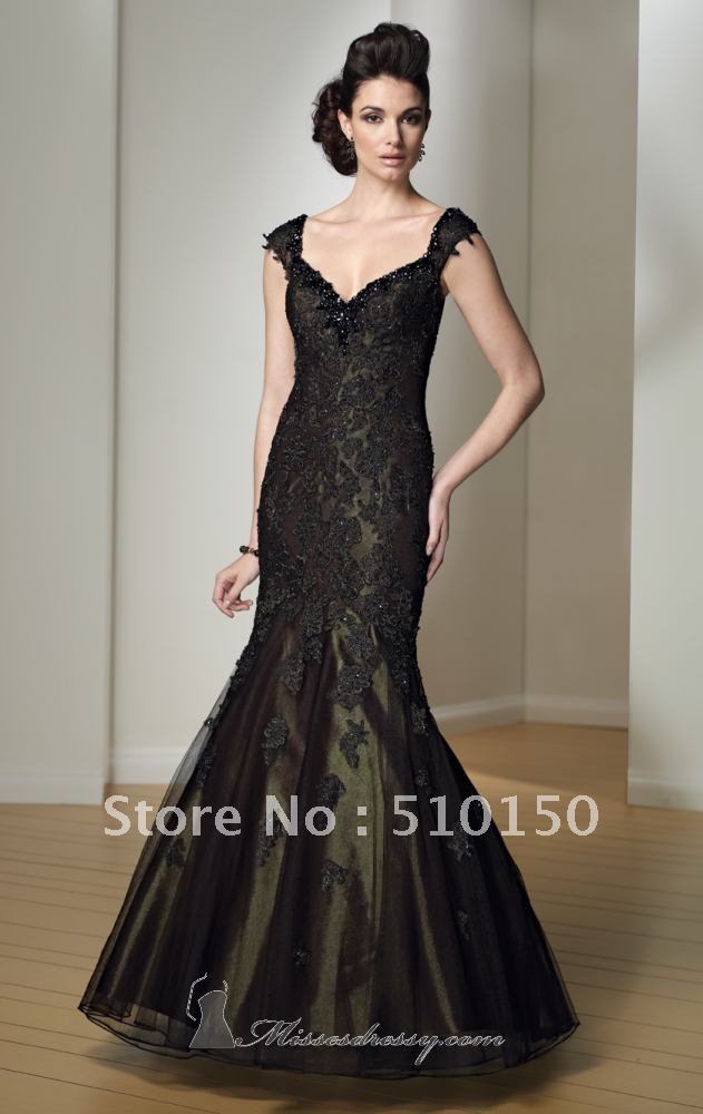 Black embroidered evening formal dress