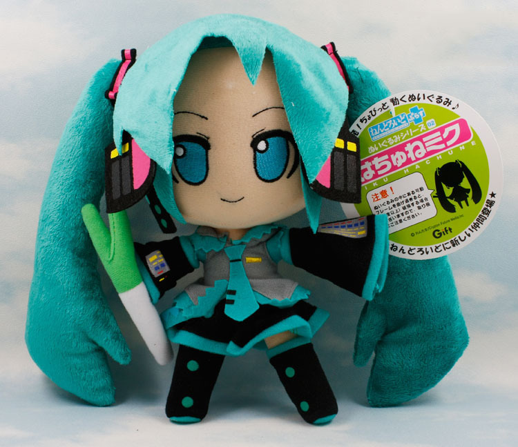 Free Shipping Hatsune Miku VOCALOID series of Japanese anime plush toys