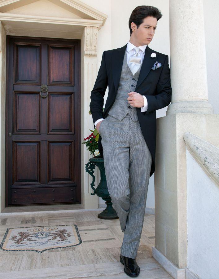 New Arrival Italian wedding suits for men peaked lapel men suits groomsmen tailcoats suits two buttons frim fit men wedding suit