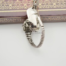 Movie Jewelry Xenomorph Retro Alien Necklace