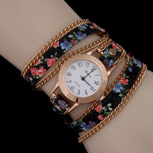6 Colors New Arrival luxury brand Casual Women s Watches PU Leather Korean Crystal Rivet Bracelet