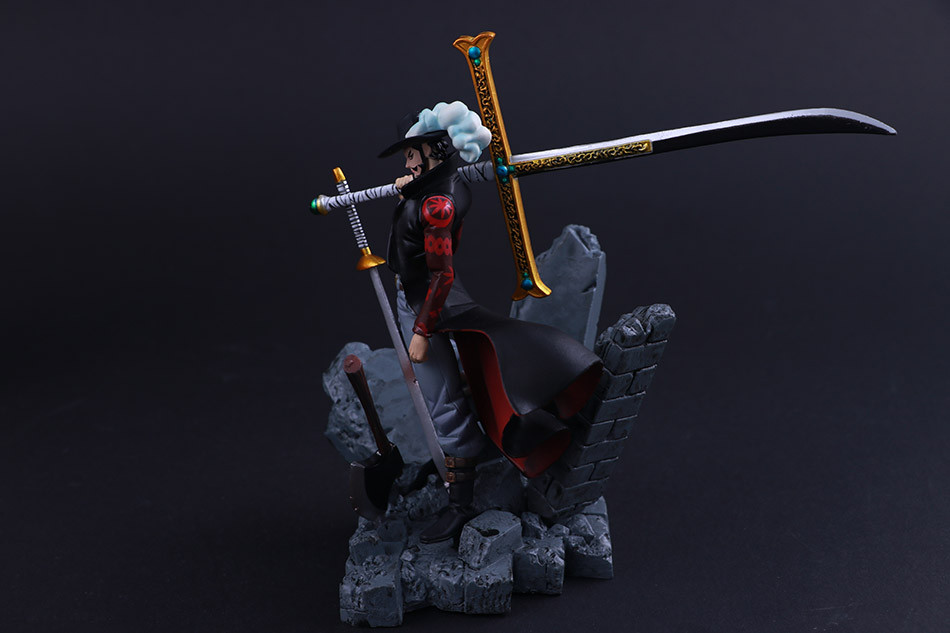 dracule mihawk banpresto